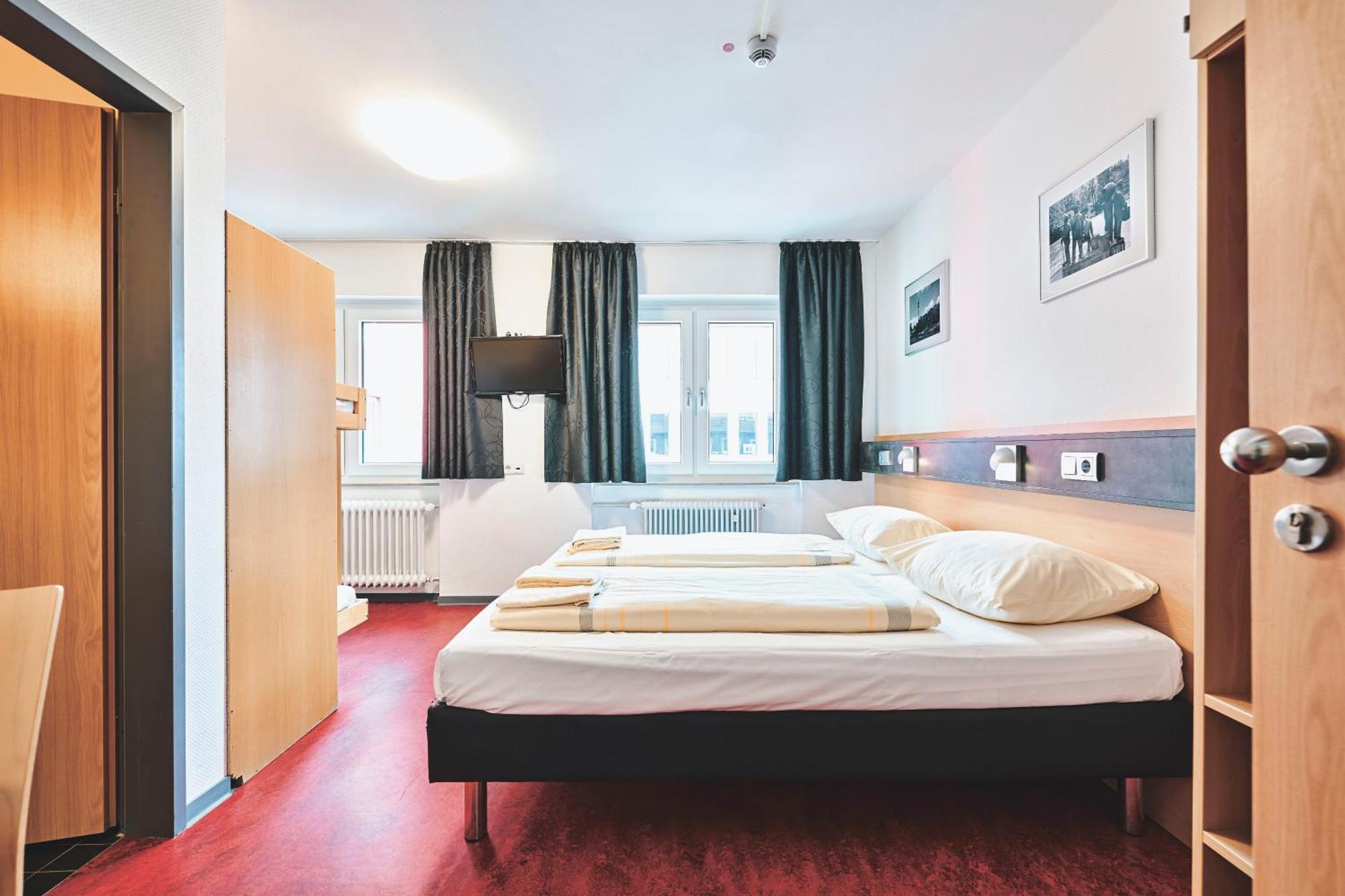 Djh Jugendgaestehaus Adolph Kolping ดอร์ทมุนด์ ภายนอก รูปภาพ